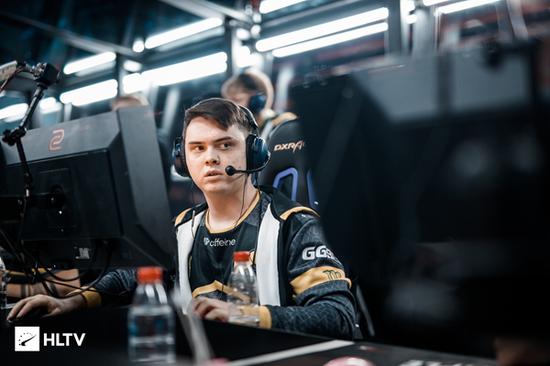 是这套战术 是这套战术